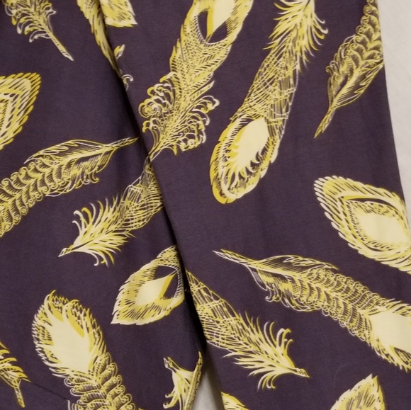Lularoe TC leggings - Picture 2 of 2